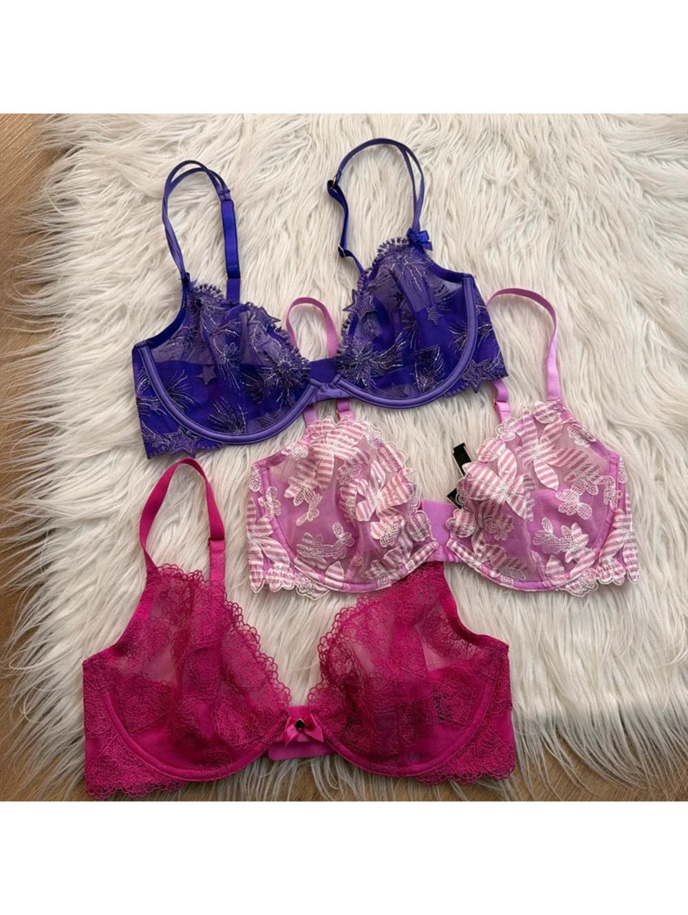 Victoria’s Secret lace bras size 34D